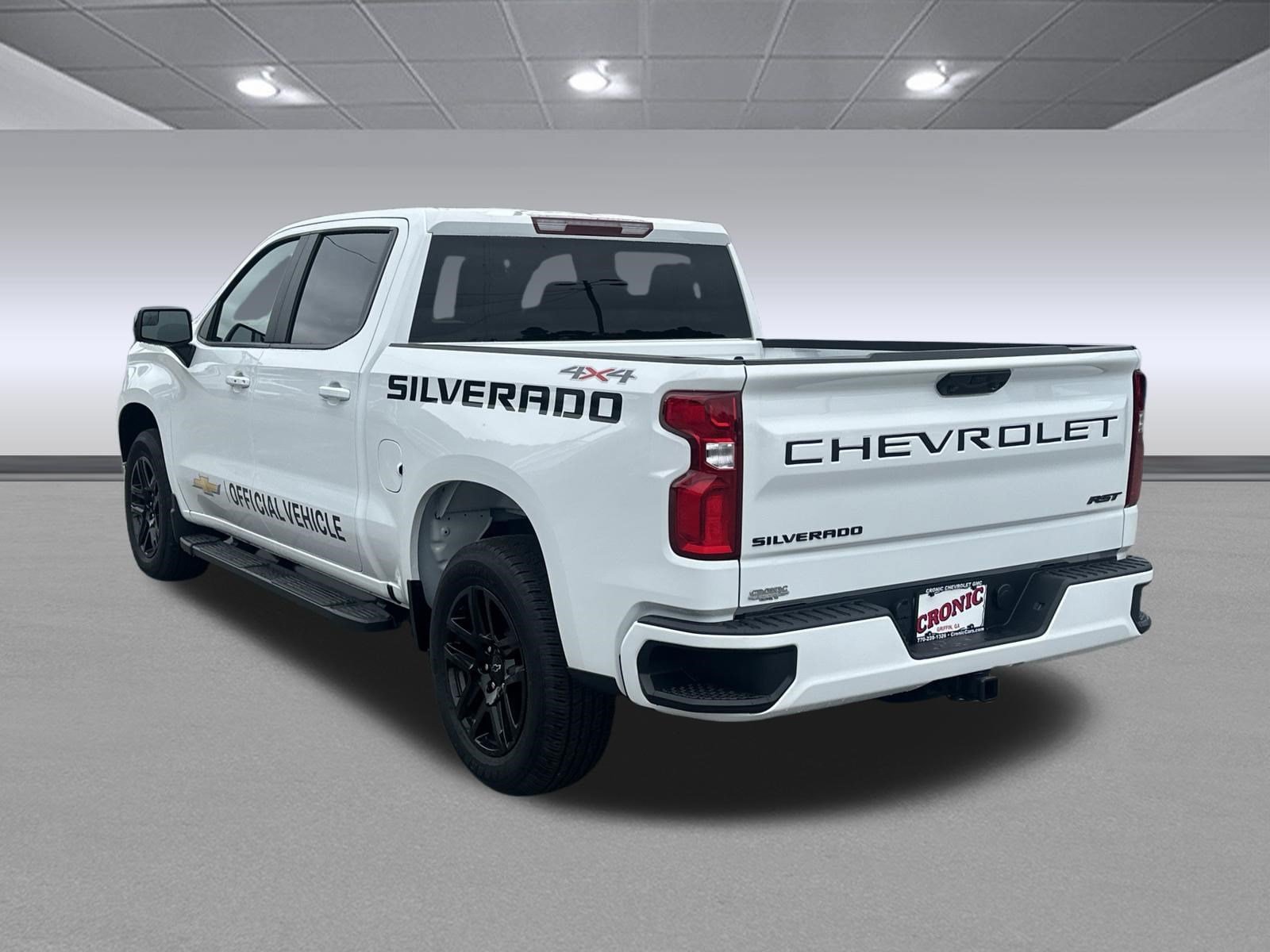 New 2026 Chevrolet Silverado 1500 RST w/ LPO, Dark Essentials Package AWD/4WD image 5