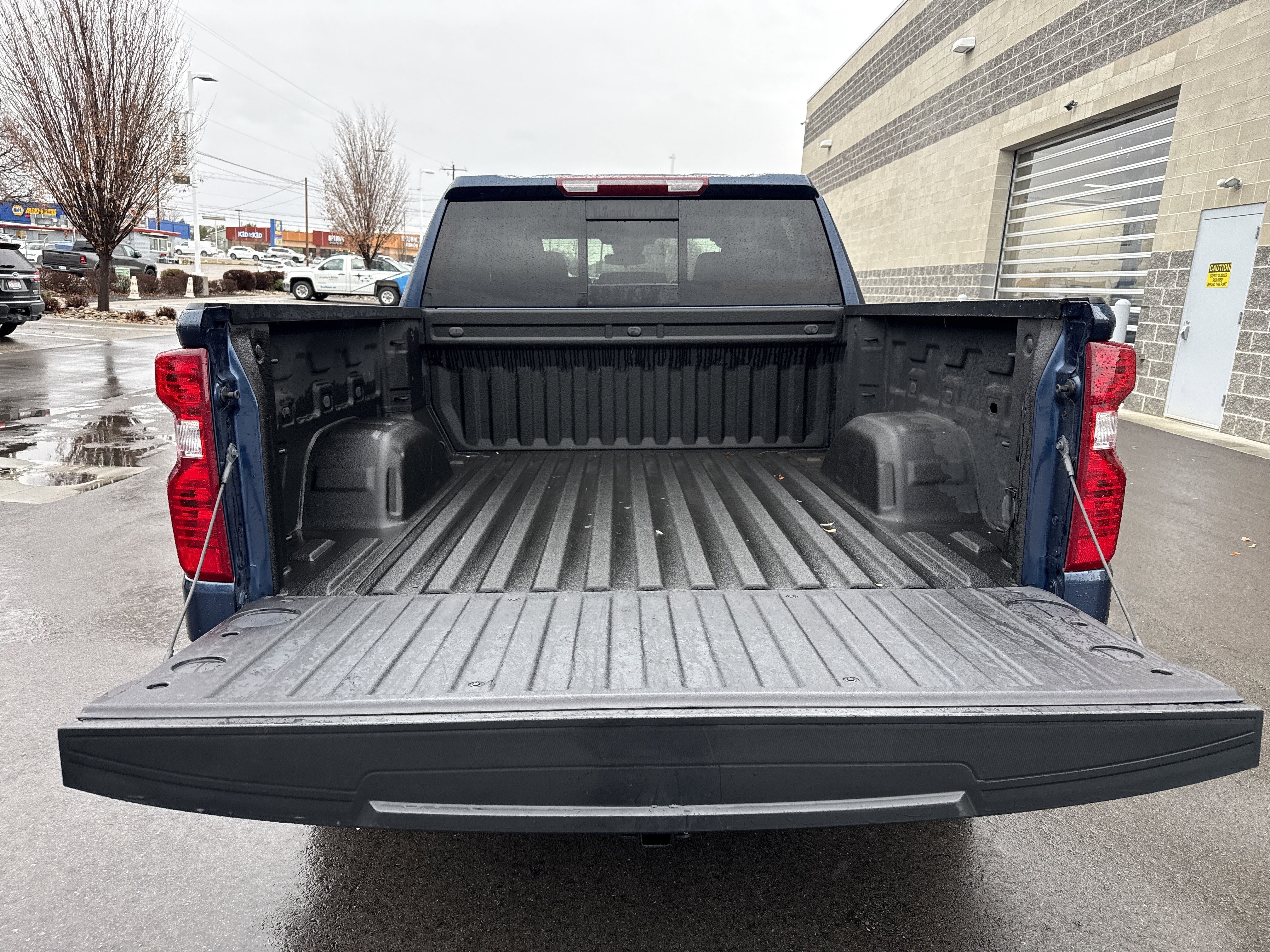 Used 2023 Chevrolet Silverado 1500 LT w/ Convenience Package II image 37