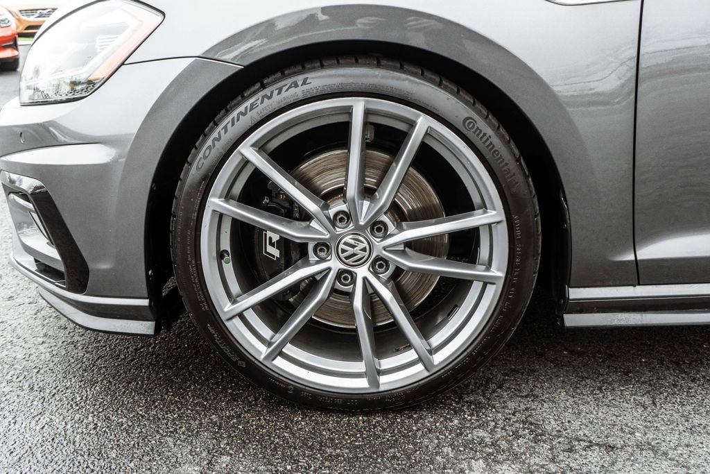 Used 2019 Volkswagen Golf R 4-Door image 37
