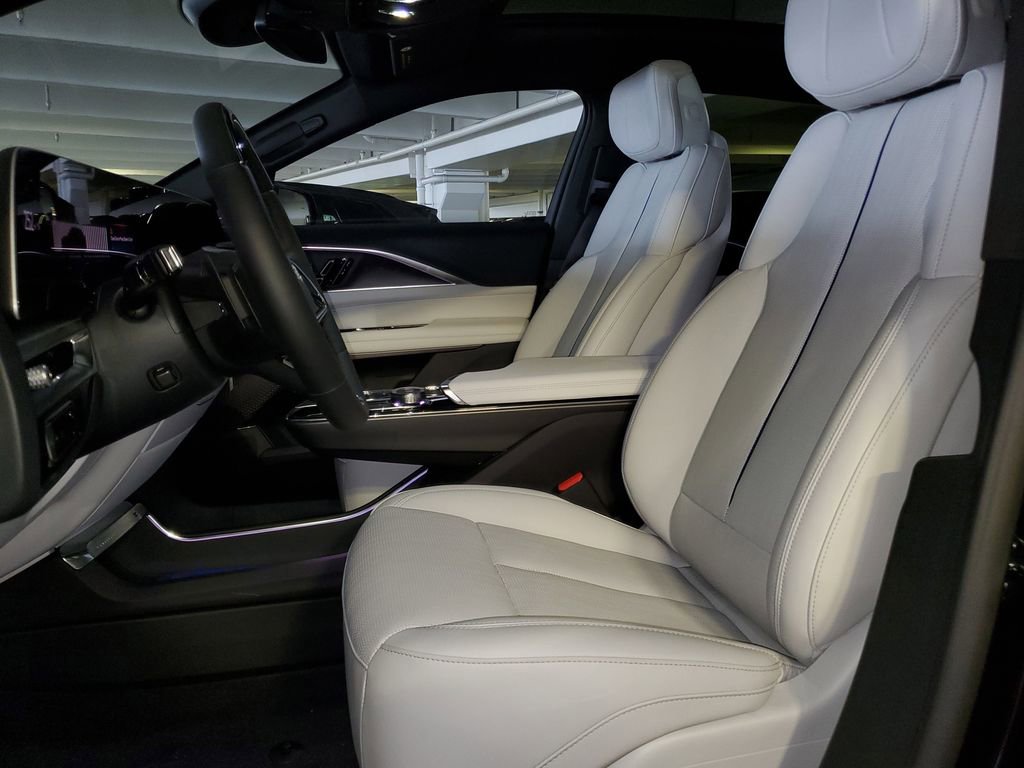 New 2026 Cadillac Lyriq Luxury RWD image 16