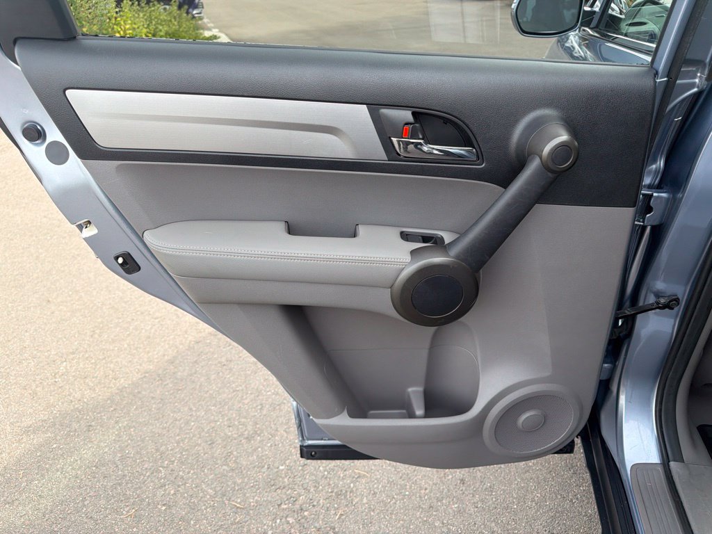 Used 2011 Honda CR-V EX-L image 17