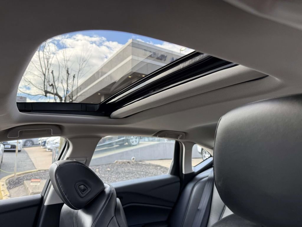 Certified 2025 Acura TLX w/ Technology Package FWD image 30