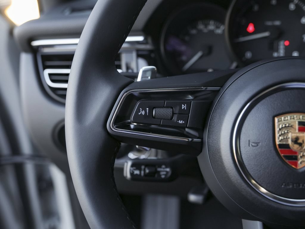 New 2025 Porsche Macan AWD/4WD image 20