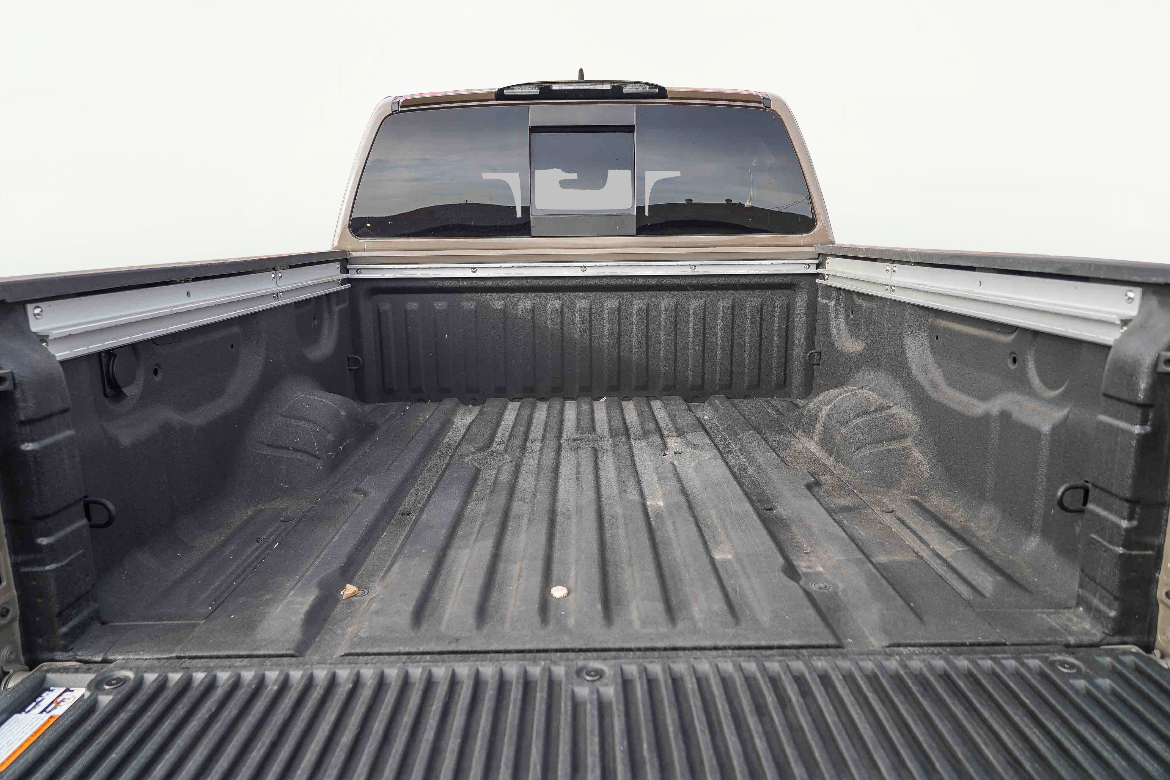 Used 2024 Nissan Titan PRO-4X w/ Pro-4x Utility Package image 36