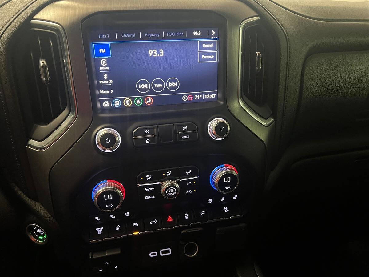 Used 2022 GMC Sierra 3500 Denali w/ Denali Ultimate Package AWD/4WD image 13