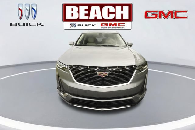 Used 2024 Cadillac XT6 Premium Luxury w/ Technology Package FWD image 8