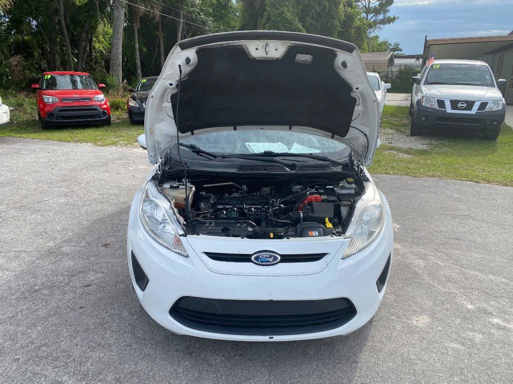 Used 2013 Ford Fiesta SE FWD image 23