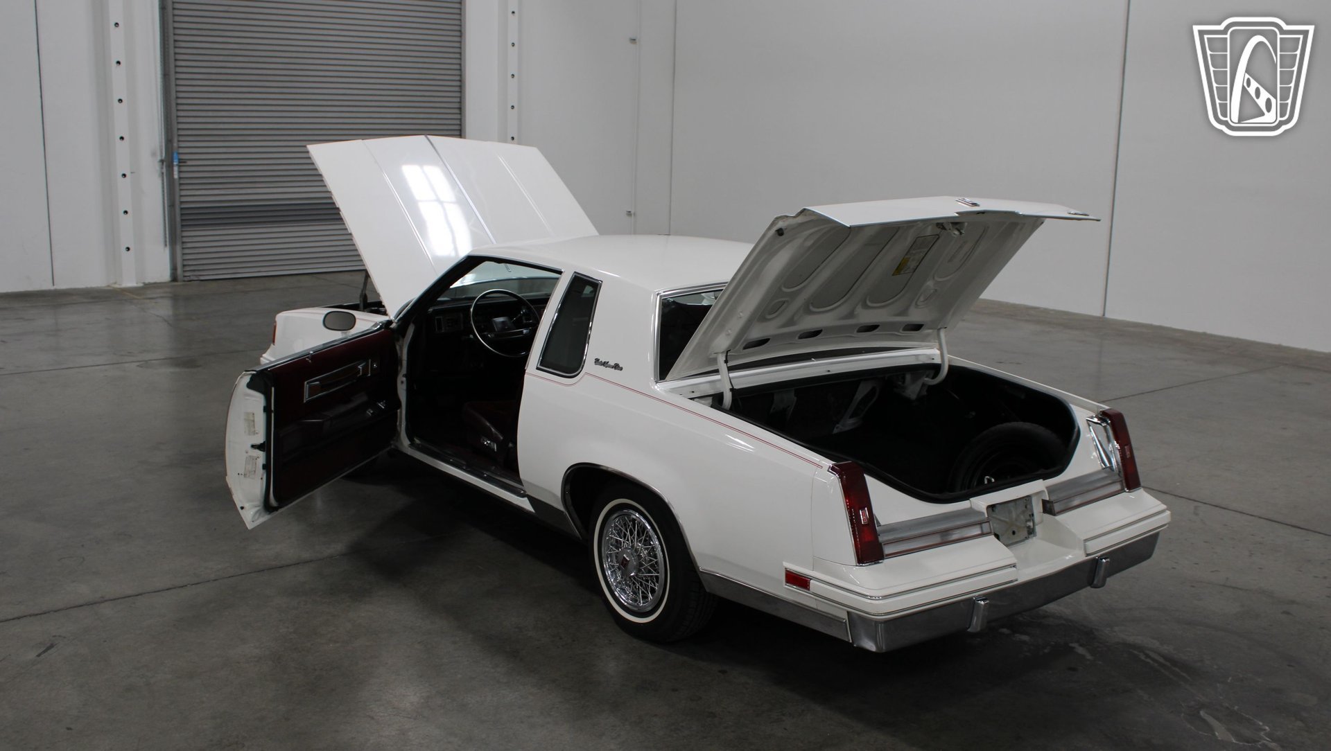 Used 1988 Oldsmobile Cutlass Supreme Classic Brougham RWD image 29