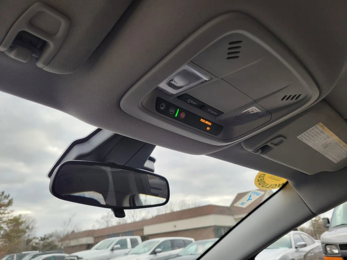 Used 2019 Chevrolet Volt LT FWD image 39