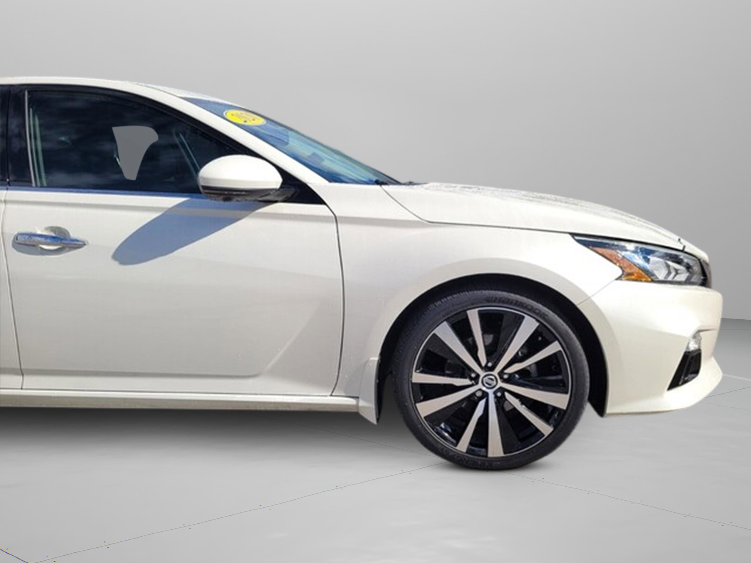 Used 2020 Nissan Altima 2.5 Platinum image 32