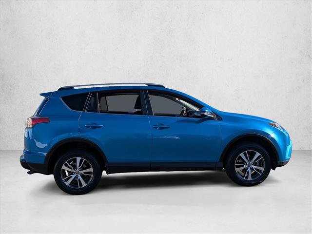 Used 2018 Toyota RAV4 XLE image 4