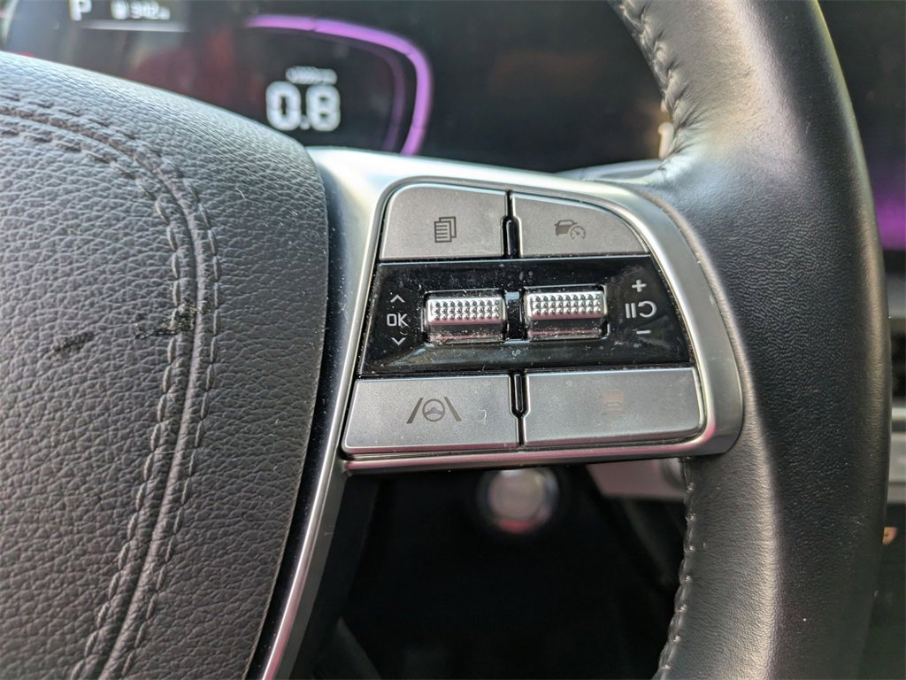 Used 2025 Kia Telluride S image 16