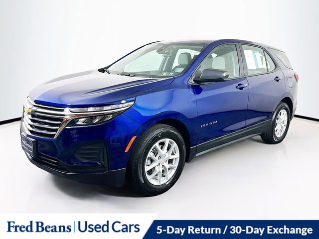 Used 2023 Chevrolet Equinox LS w/ Driver Confidence II Package image 3