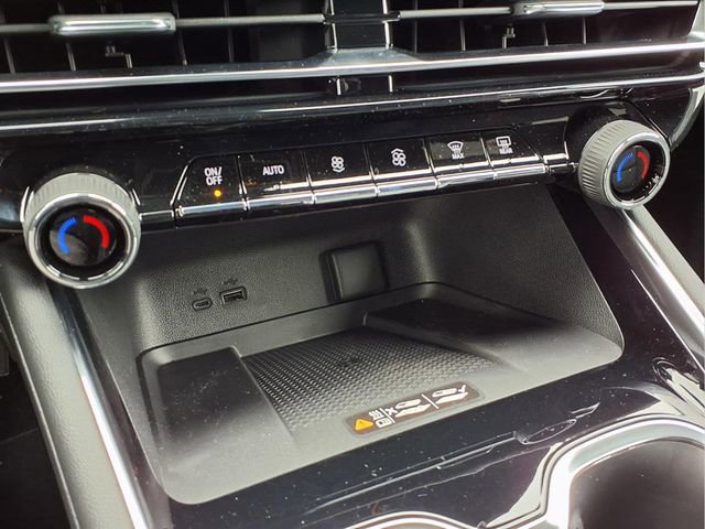 New 2026 Chevrolet Traverse RS image 9