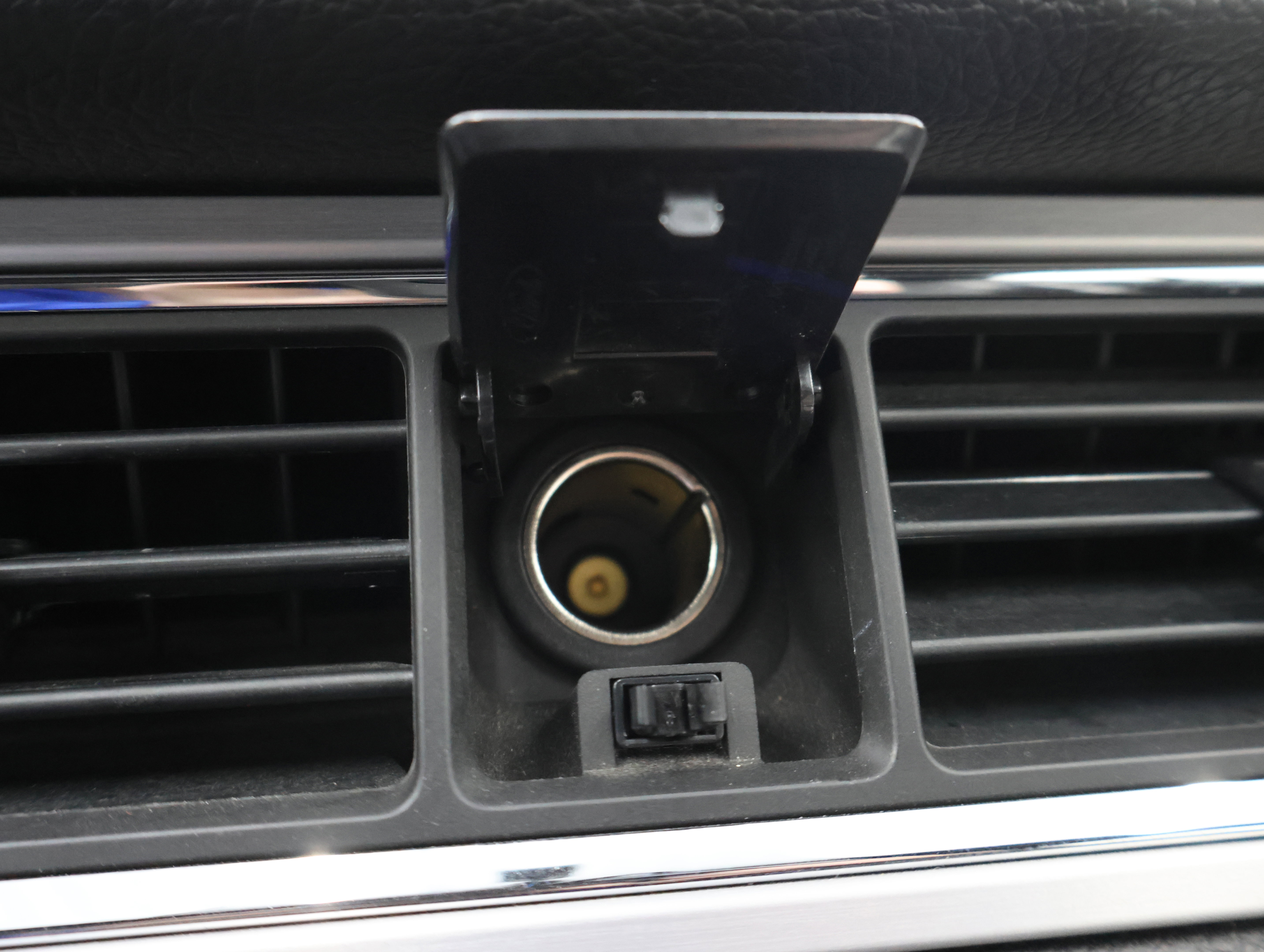 Used 2010 Ford Mustang GT Premium RWD image 43