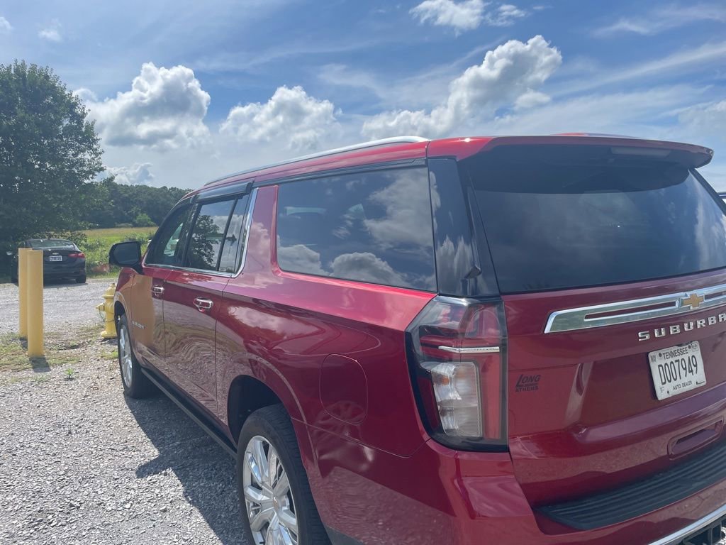 Used 2022 Chevrolet Suburban High Country AWD/4WD image 5
