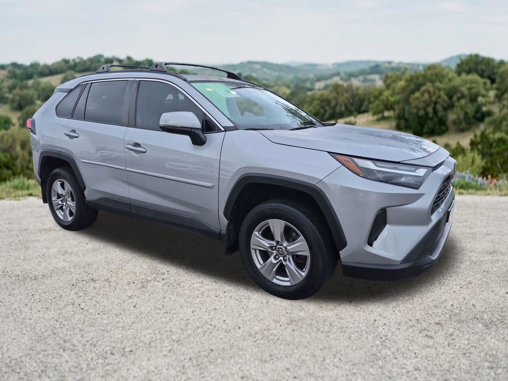 Used 2023 Toyota RAV4 XLE w/ Convenience Package FWD image 1