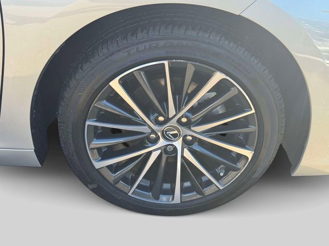 Certified 2025 Lexus ES 350 w/ Premium Package image 7