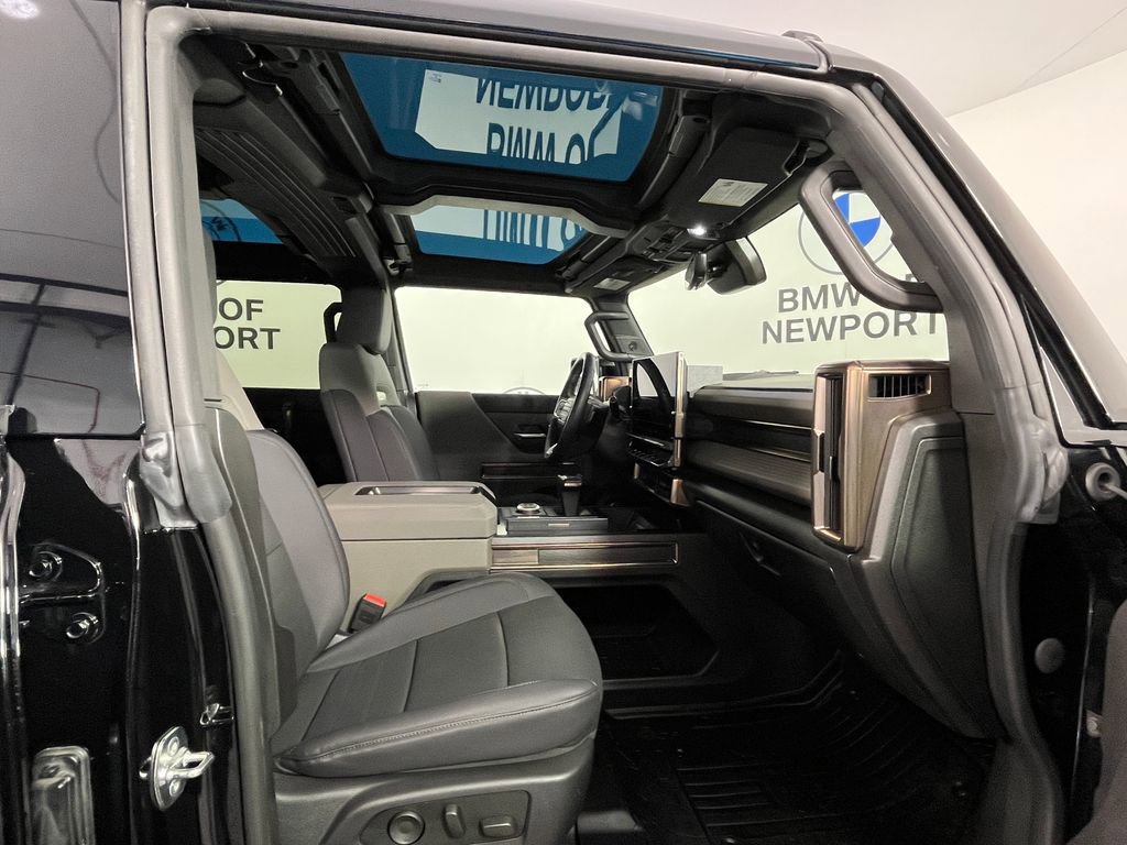 Used 2025 GMC Hummer EV 3X AWD/4WD image 23