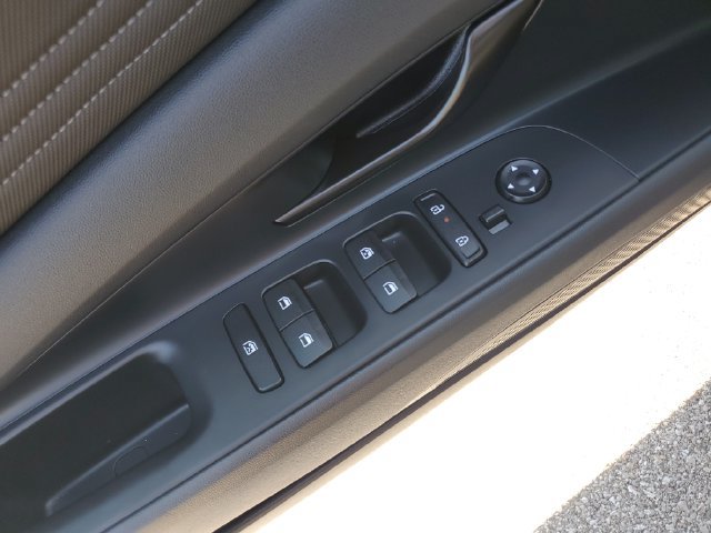 Certified 2026 Hyundai Elantra SEL Sport Premium FWD image 20