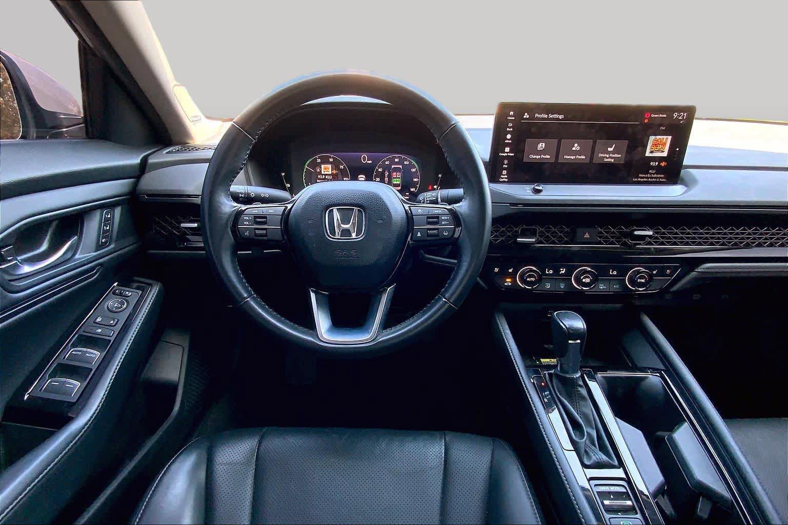 Used 2024 Honda Accord Touring image 5
