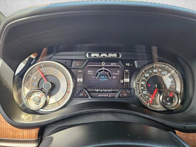 Used 2022 RAM 3500 Limited AWD/4WD image 11
