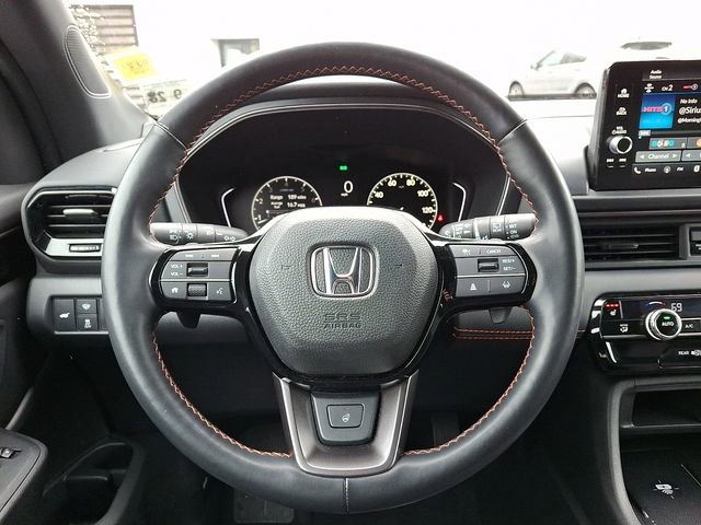 Certified 2025 Honda Pilot TrailSport image 22