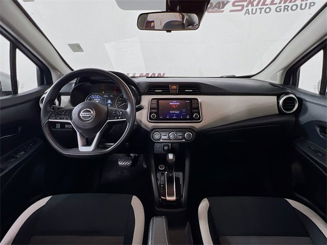 Used 2020 Nissan Versa SV image 23