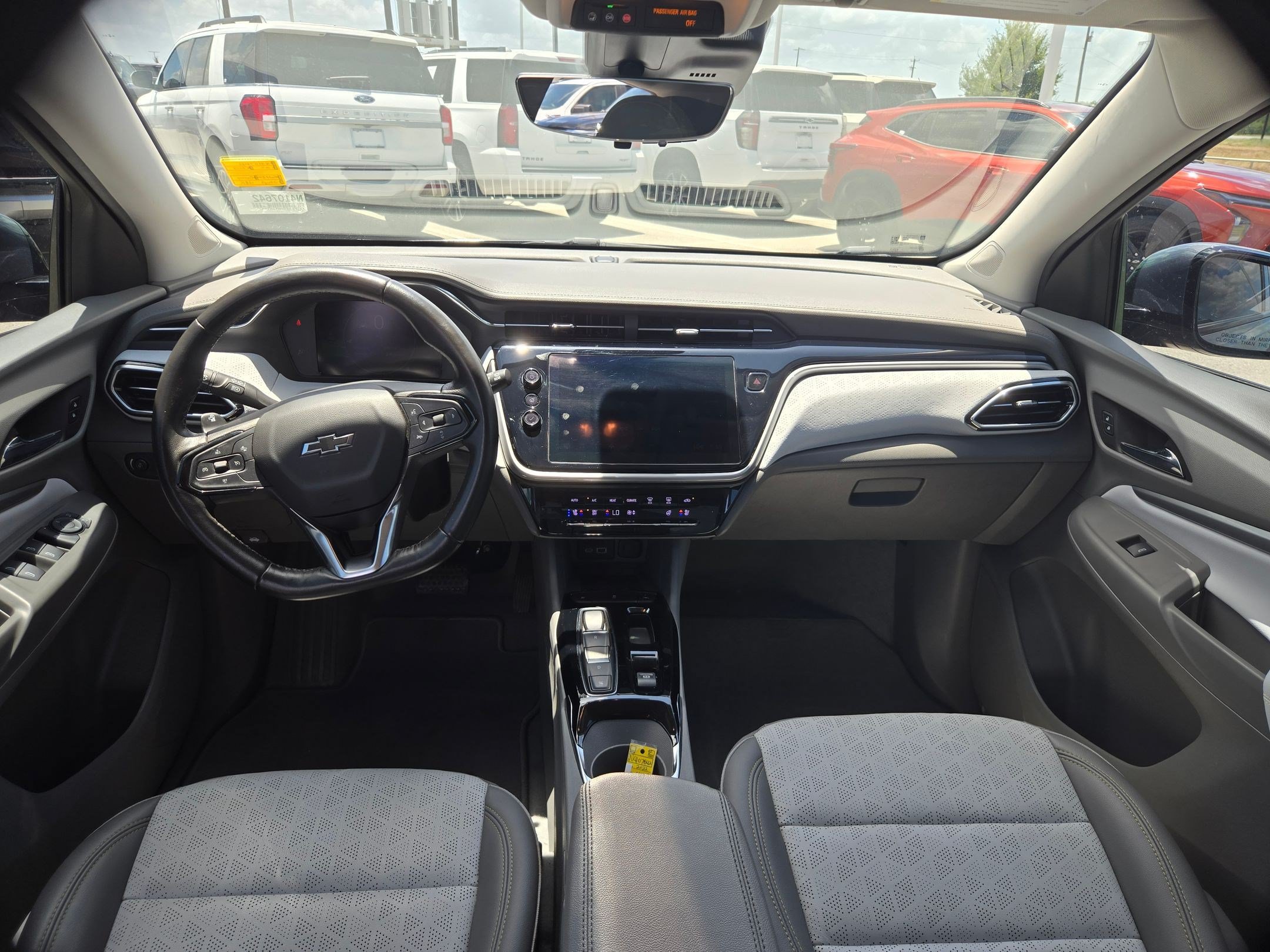 Used 2022 Chevrolet Bolt EUV Premier FWD image 15