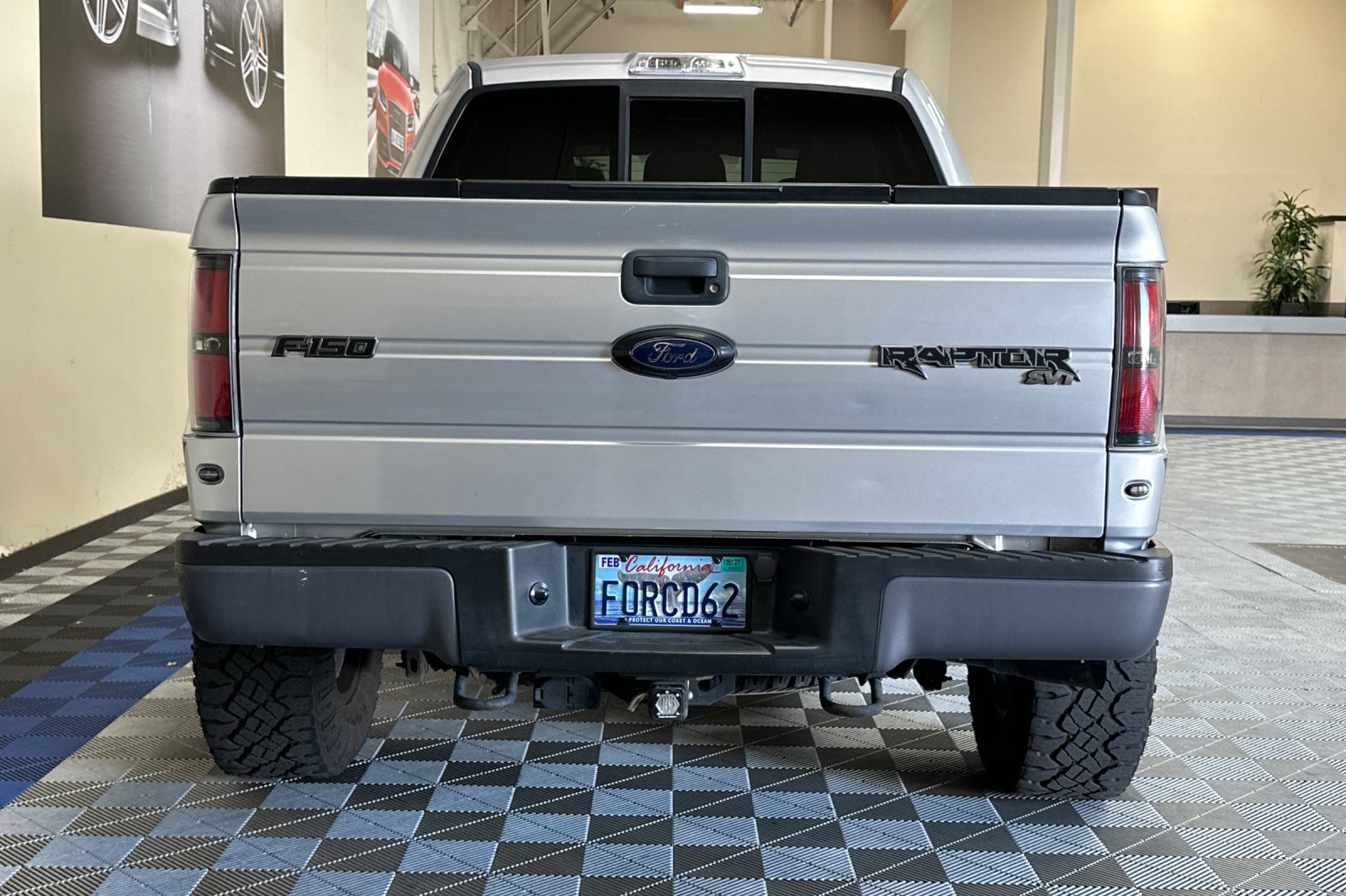 Used 2012 Ford F150 Raptor w/ Raptor Luxury Pkg image 5