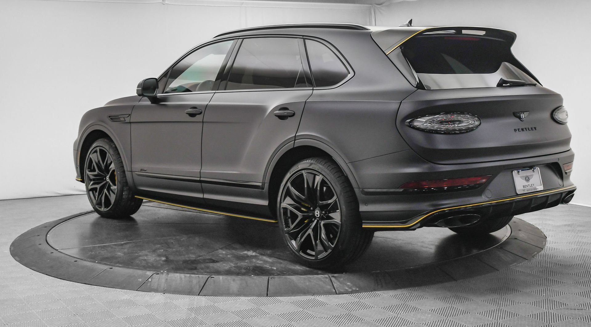 New 2026 Bentley Bentayga Speed AWD/4WD image 3