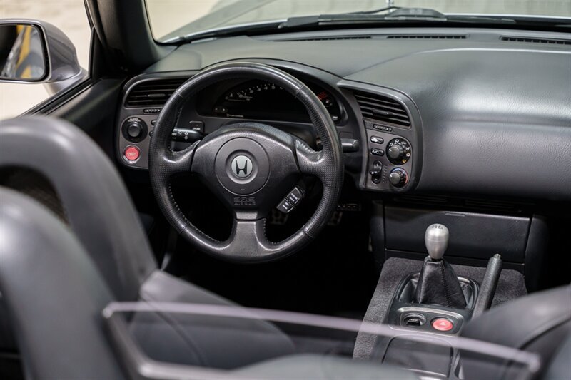 Used 2000 Honda S2000 image 12
