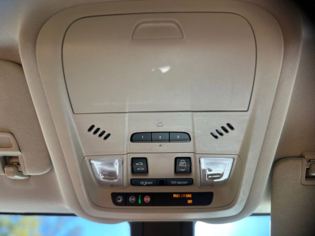 Used 2019 GMC Terrain SLT w/ Infotainment Package II image 27