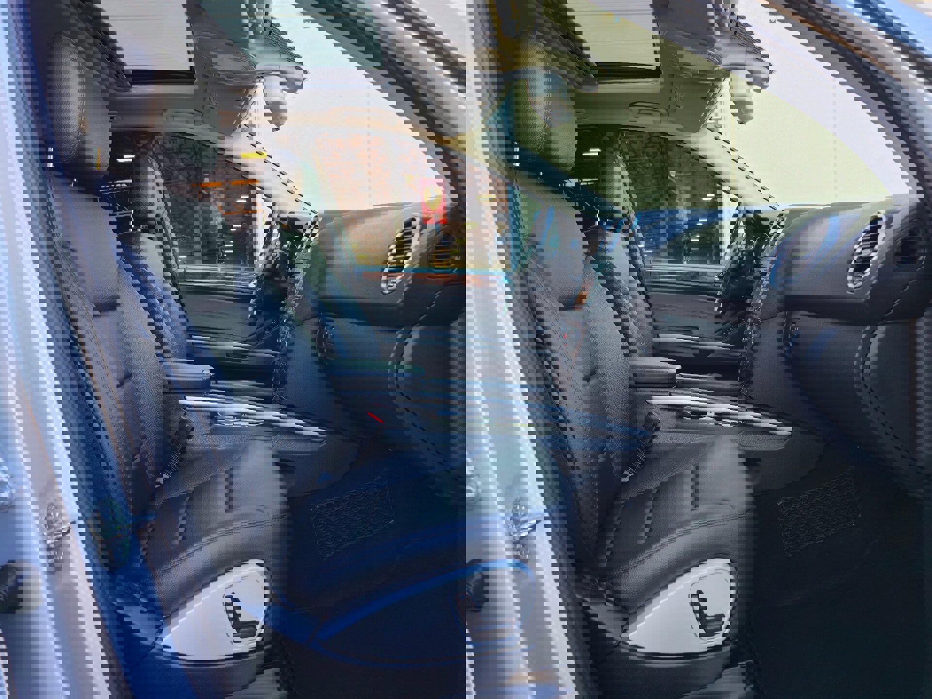 Used 2010 Mercedes-Benz ML 350 2WD image 25