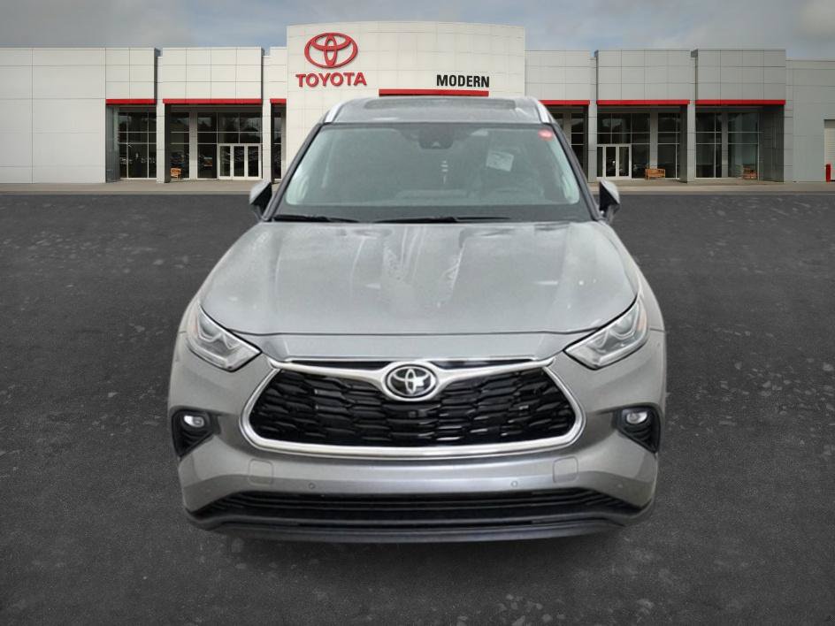 New 2026 Toyota Highlander Limited AWD/4WD image 16