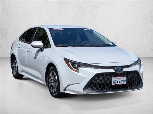 Used 2022 Toyota Corolla LE FWD image 3