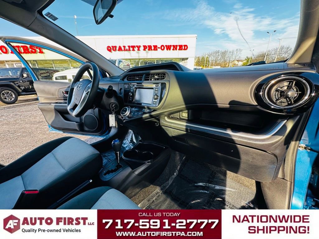 Used 2015 Toyota Prius C Four image 25