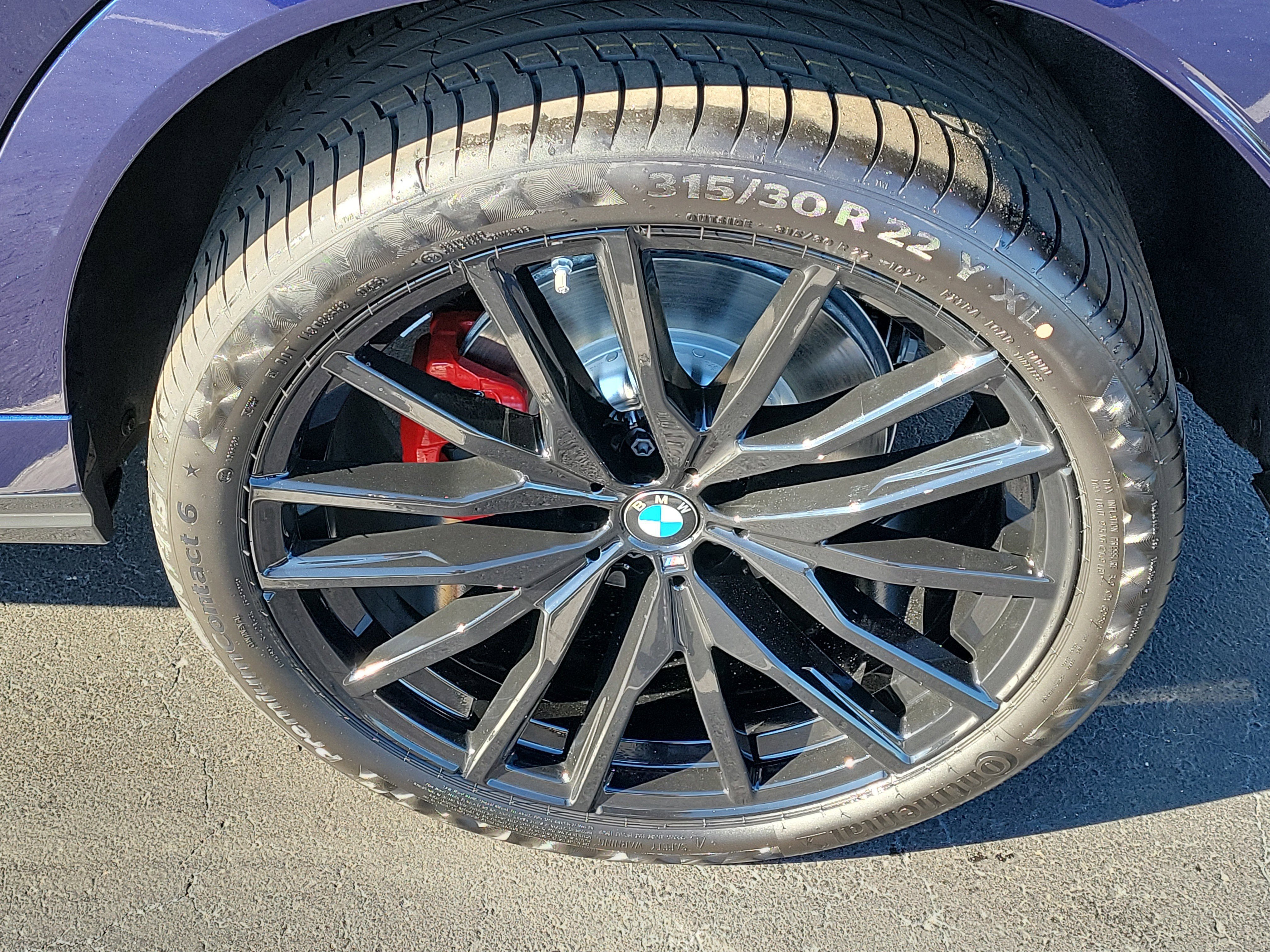 New 2026 BMW X6 xDrive40i w/ Executive Package image 5