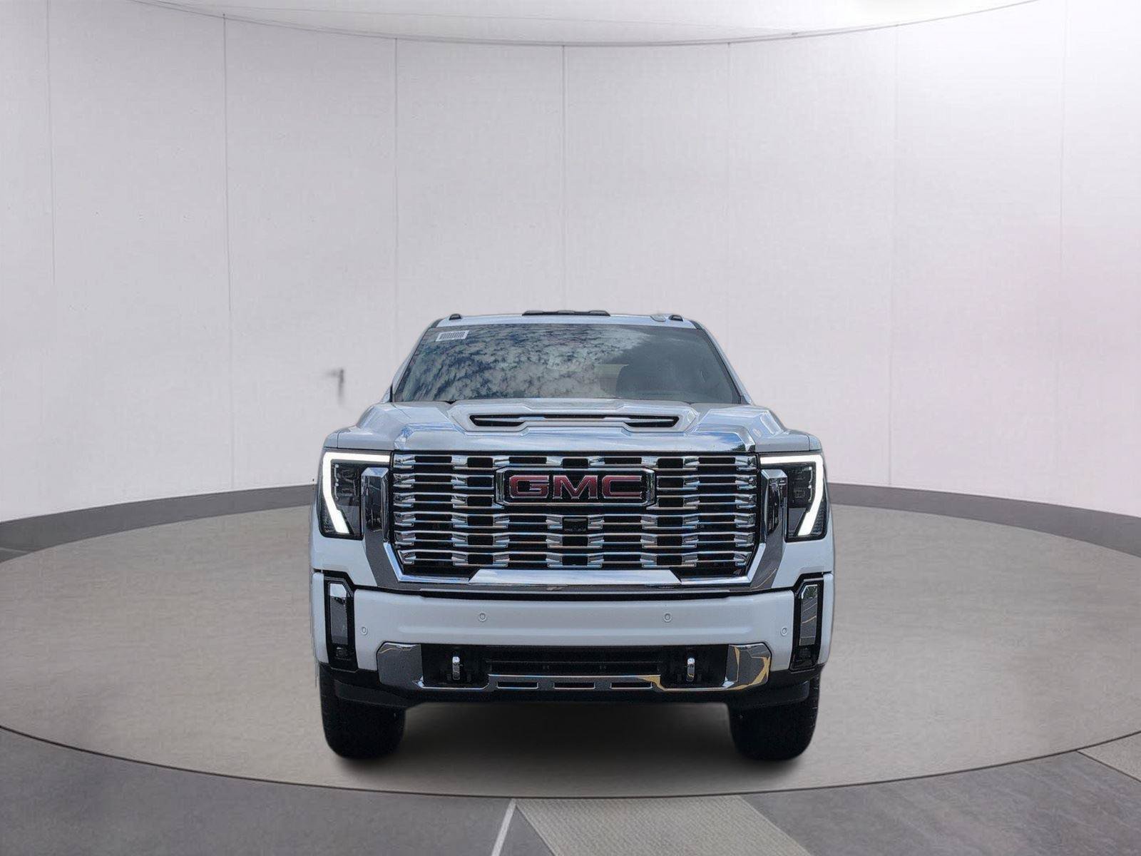 New 2026 GMC Sierra 2500 Denali w/ Denali Reserve Package AWD/4WD image 10