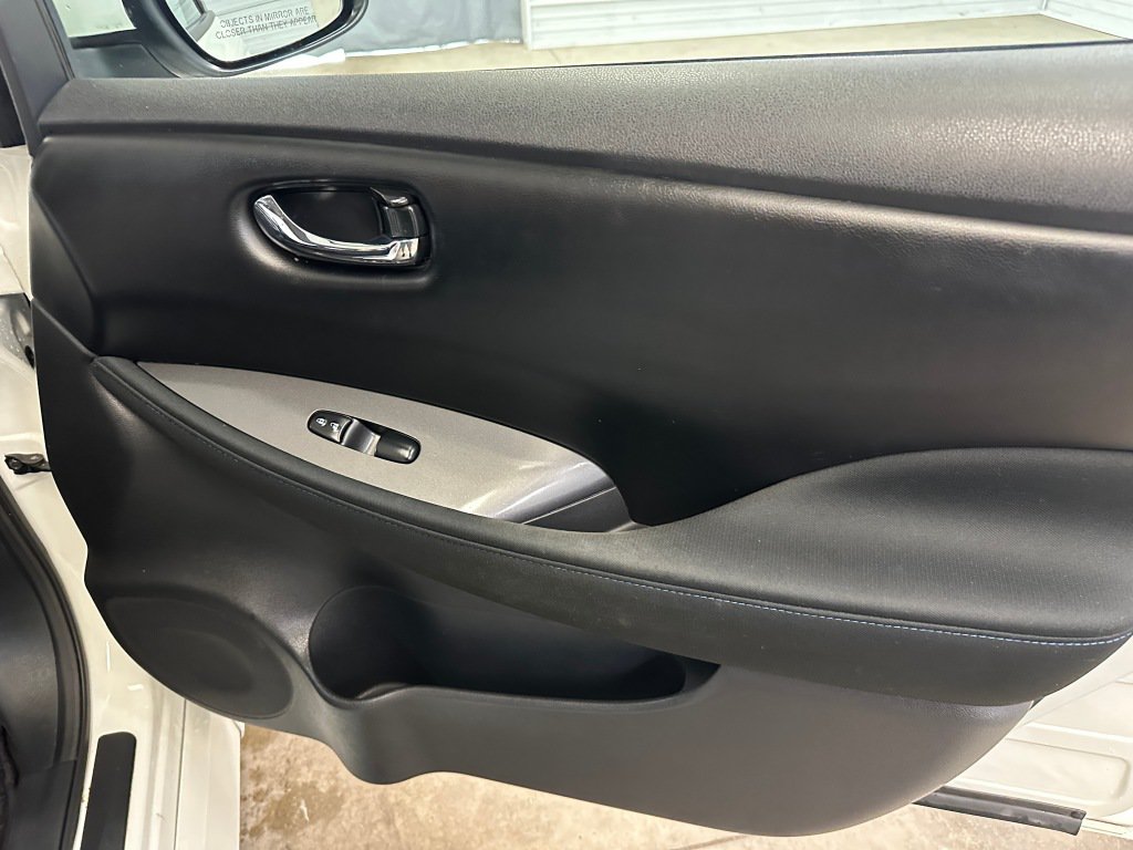Used 2023 Nissan Leaf S FWD image 27
