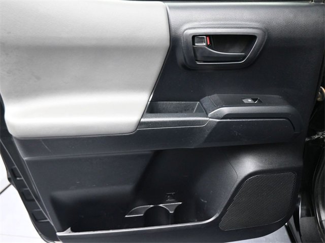 Used 2020 Toyota Tacoma SR image 38