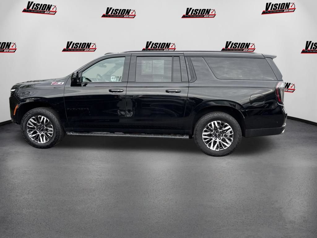 Used 2025 Chevrolet Suburban Z71 w/ Z71 Off-Road Package AWD/4WD image 8