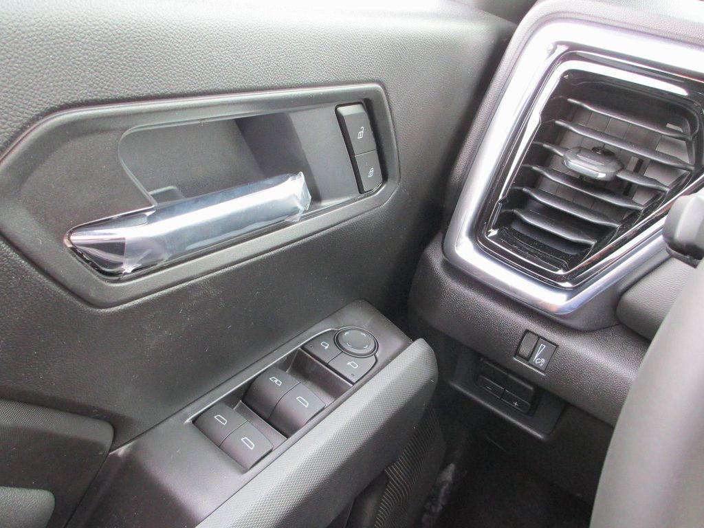 New 2026 GMC Canyon Elevation w/ Convenience Package image 13