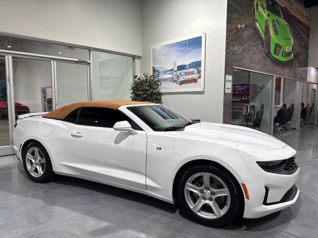 Used 2021 Chevrolet Camaro LT RWD image 48