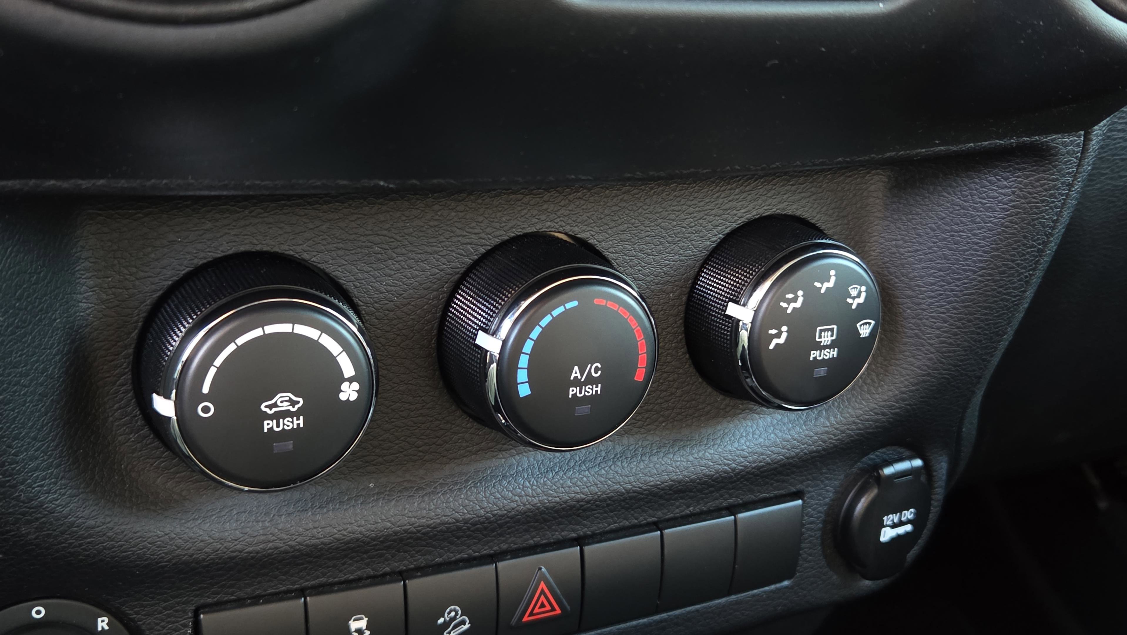 Used 2018 Jeep Wrangler Unlimited Sport S image 16