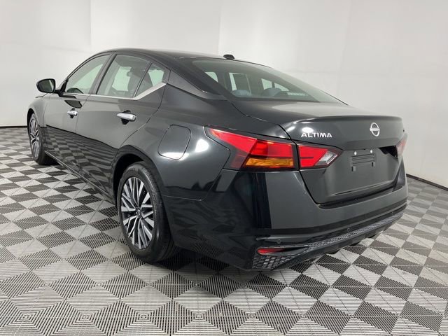 Used 2023 Nissan Altima 2.5 SV image 7