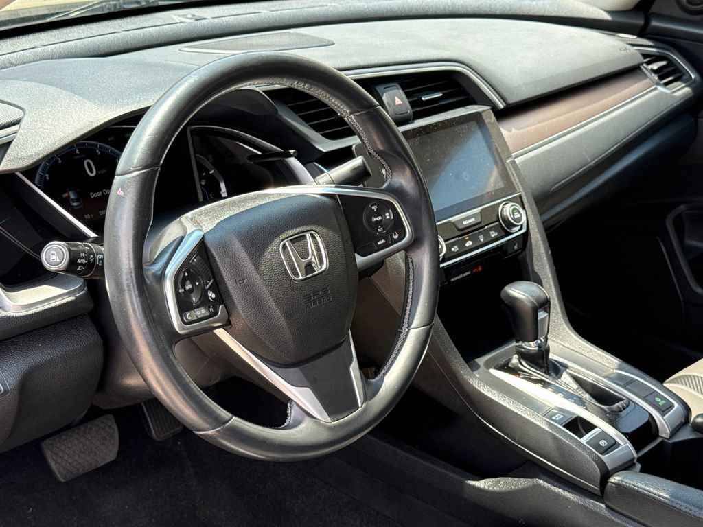 Used 2016 Honda Civic Touring image 18
