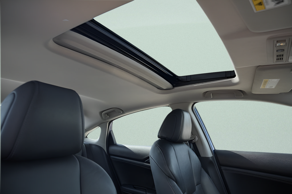 Used 2019 Honda Insight Touring image 13