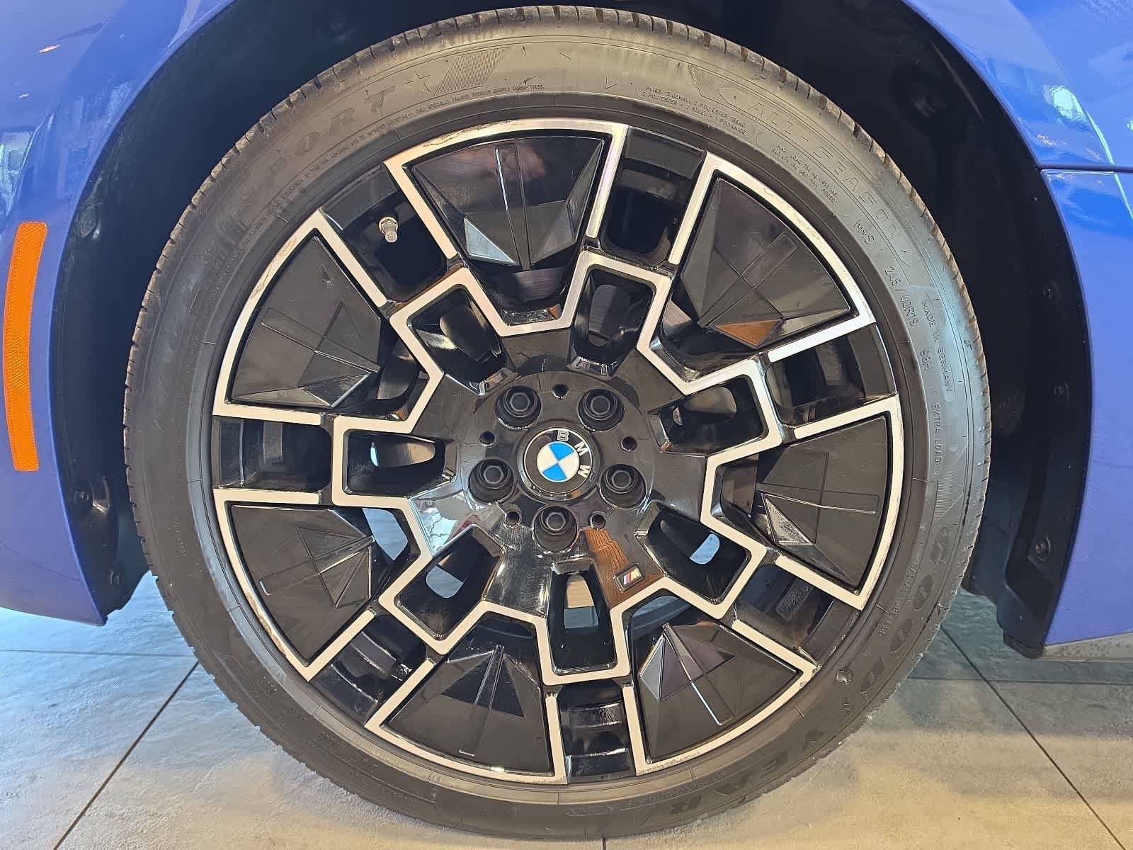 Used 2025 BMW 430i xDrive w/ M Sport Package AWD/4WD image 13