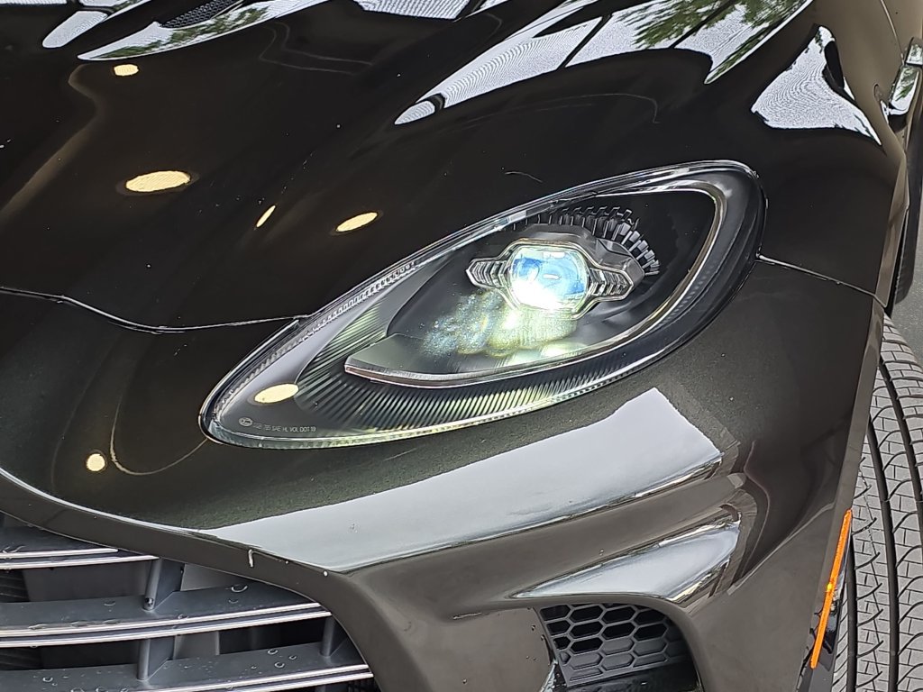Used 2023 Aston Martin DBX 707 AWD/4WD image 34